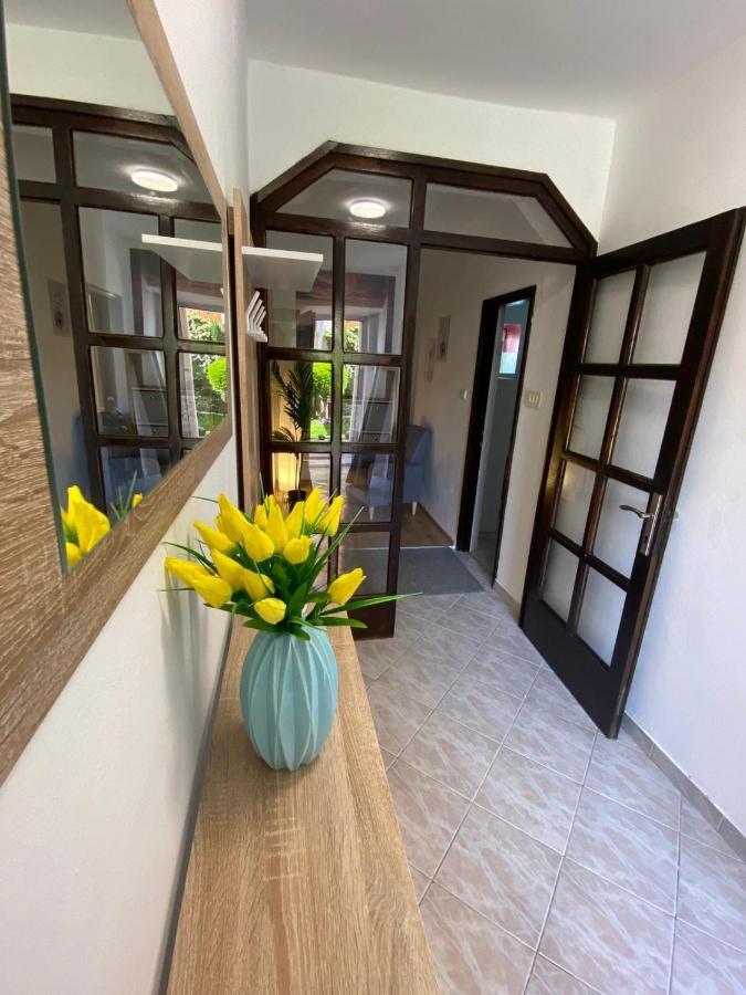 Apartment Dora 자다르 외부 사진